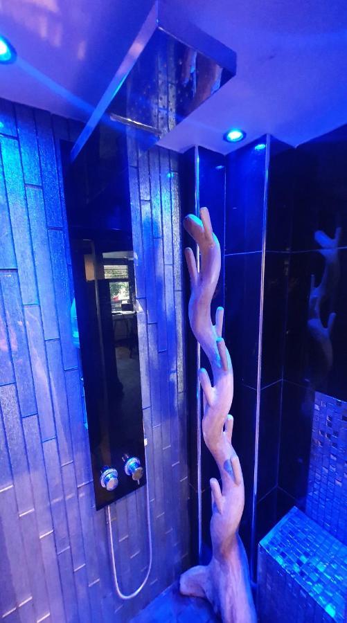Le K: Upscale Seaside Apartment with Japanese Toilet Marseille Exterior photo